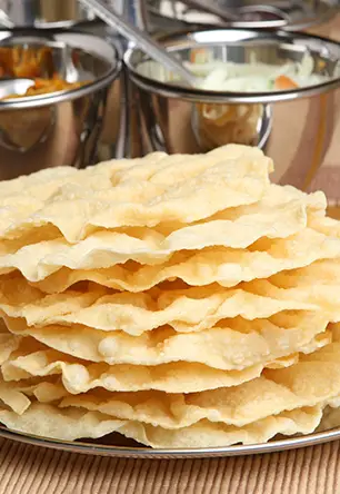 papadom and chutney.webp